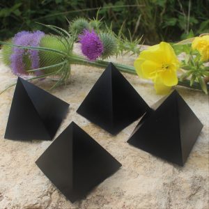 set of 4 shungite with memorial ashes pyramids